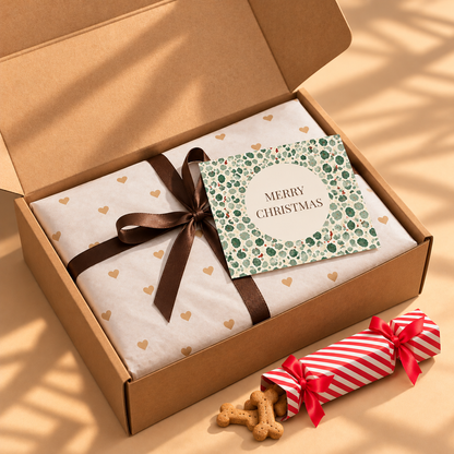 AMALFIE Christmas gift box with dog treats, ready for gifting